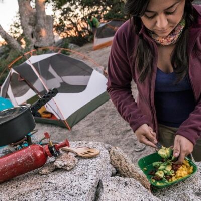 3 Tips For Packing, Storing, And Preparing Food While Camping