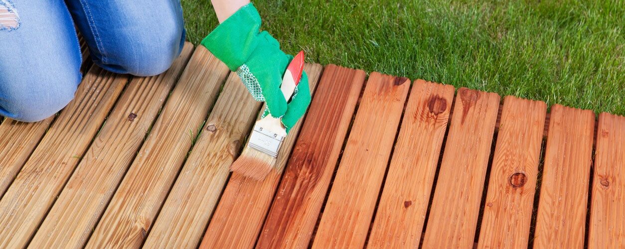 Can Anyone Use Elastomeric Paint on a Deck?