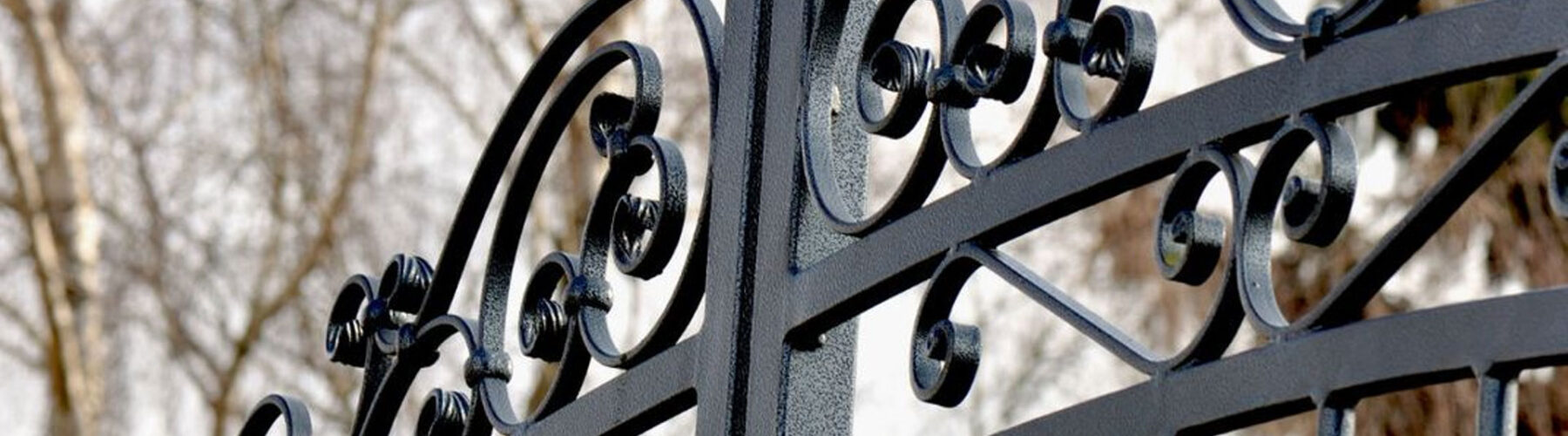 Reasons To Choose Iron Fencing For A Property