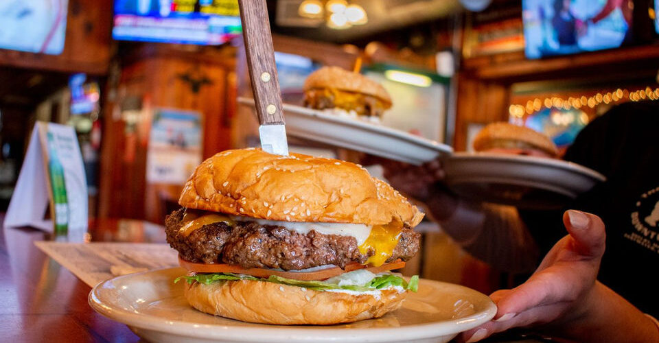 Best Burger Places in Michigan